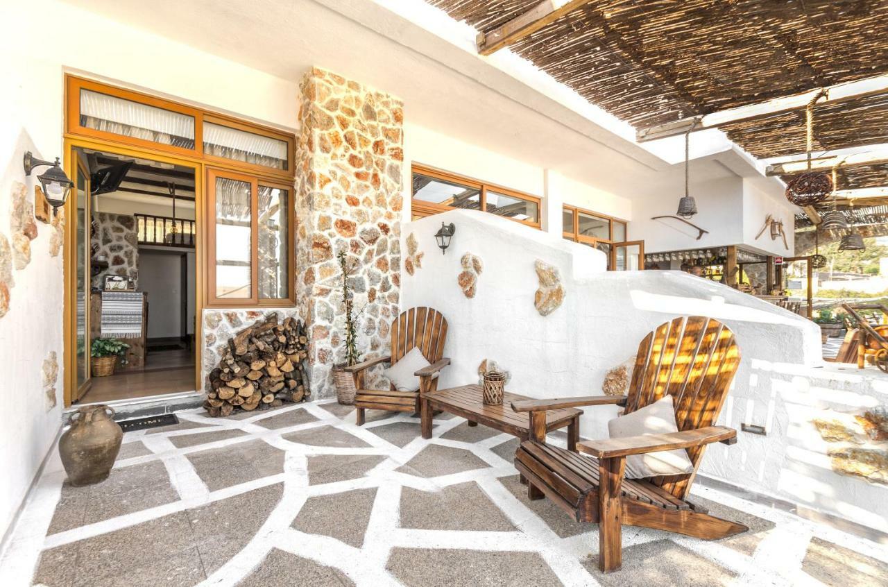 Limeri Traditional Guest House Monolithos  Екстериор снимка
