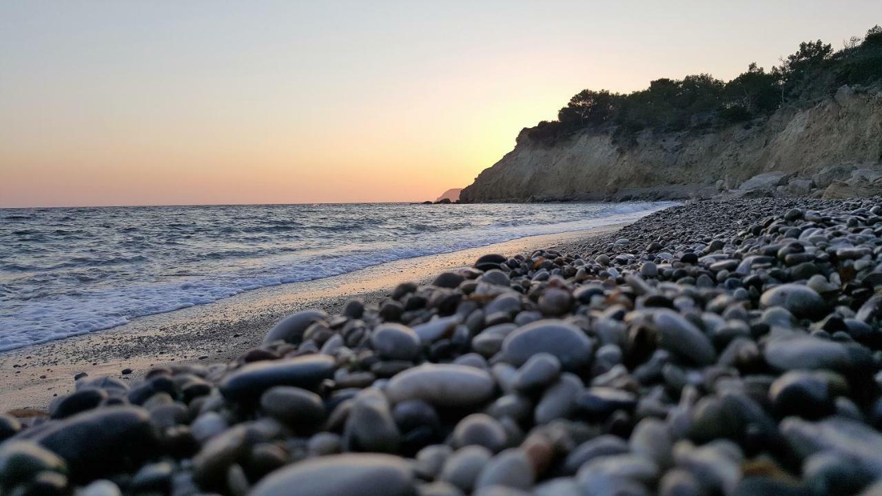 Limeri Traditional Guest House Monolithos  Екстериор снимка