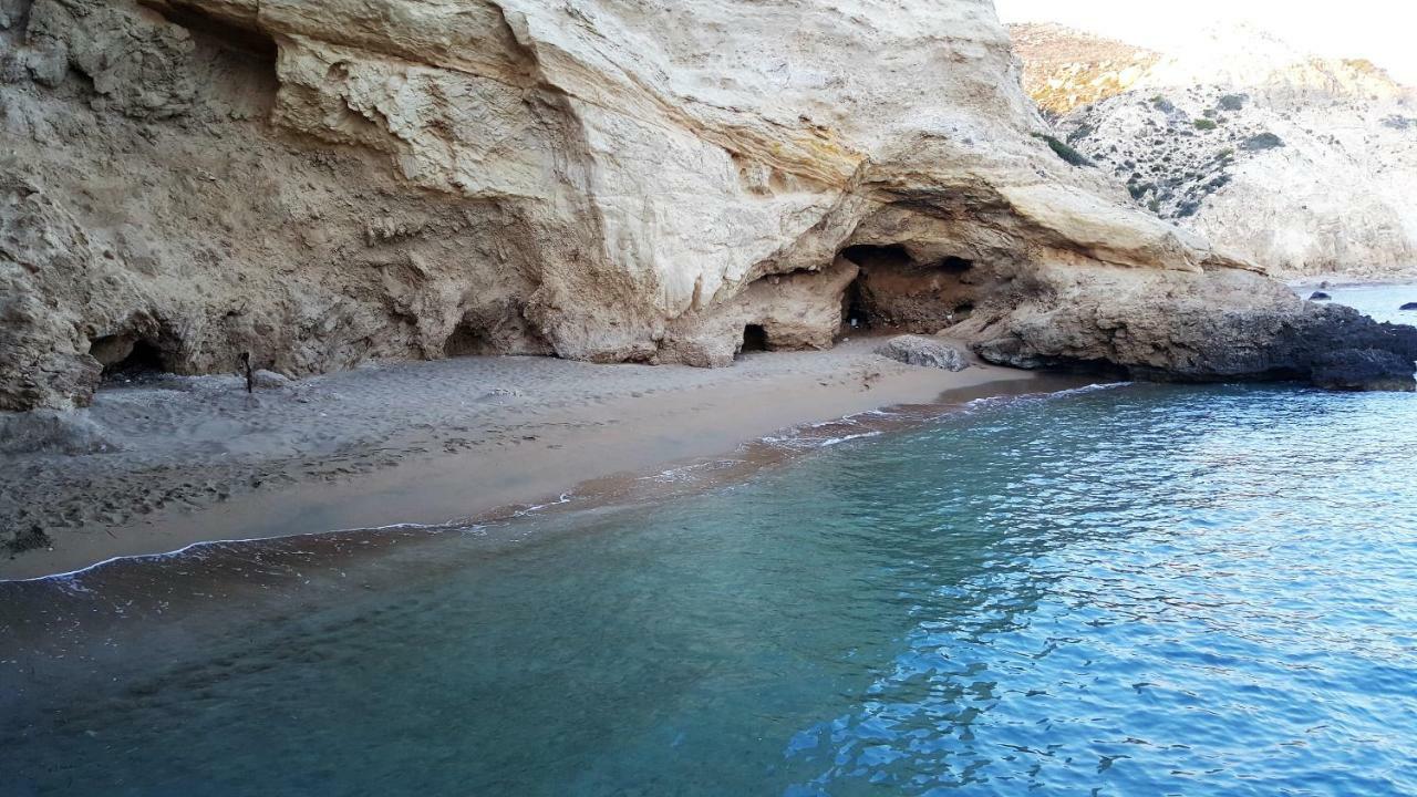 Limeri Traditional Guest House Monolithos  Екстериор снимка